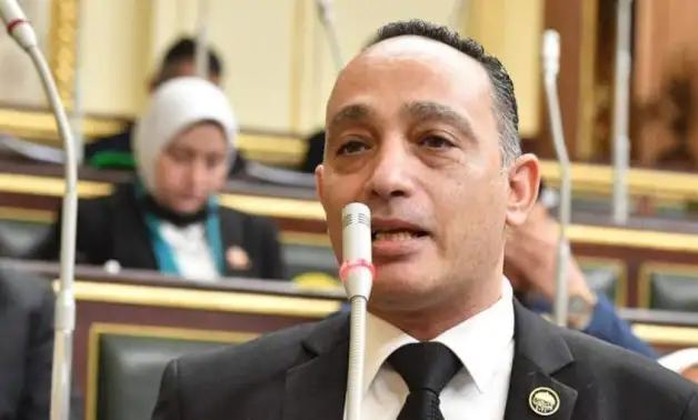 سؤال برلماني للحكومة عما يثار عن توقف مصر عن منح التأشيرات في المطار لمواطني عدة دول