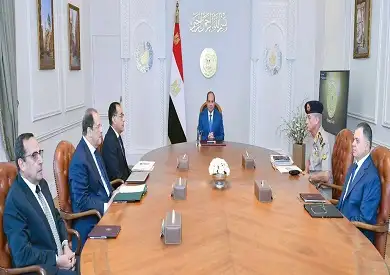 السيسي يطلع على الجهود المبذولة في سيناء على مدار السنوات السابقة لاستعادة الأمن والاستقرار