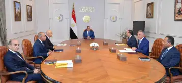 رئيس إيني: نعتزم ضخ استثمارات جديدة في مصر بقيمة 7.7 مليار دولار