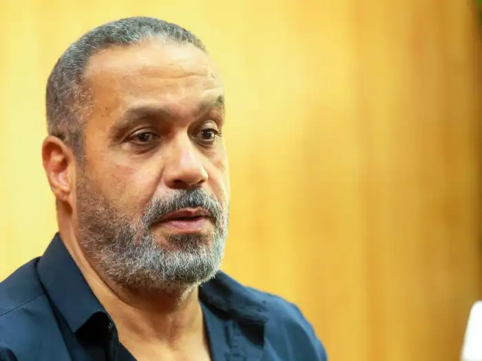 جمال العدل يحسم الجدل المثار حول لائحة الأجور