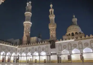 قبل «عمرة البدل».. الأزهر يجيز تطبيق توكيل السعودي للعمرة والحج بالإنابة عن المرضى والعاجزين