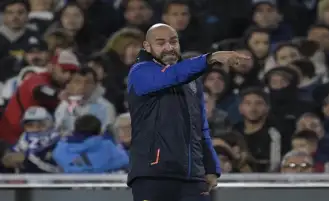 مدرب الإكوادور: التعادل أمام الأرجنتين كان في المتناول