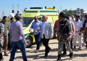 التصريح بدفن 3 أشخاص دهسم قطار في المنيا