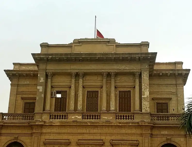 مجلس الشيوخ نكس أعلامه حدادًا على ضحايا الكارثتين الإنسانيتين في الشقيقتين المغرب وليبيا