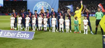 سان جيرمان يتعرض للهزيمة الأولى في الدوري الفرنسي على يد نيس