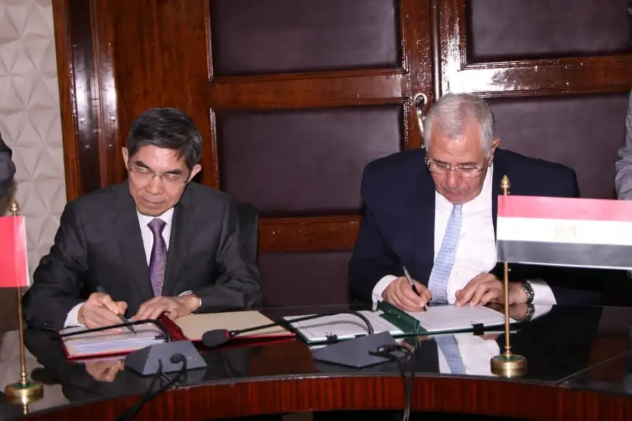 وزير الزراعة ونائب وزير الجمارك الصيني يوقعان مذكرة تفاهم لتصدير المانجو المصري للأسواق الصينية
