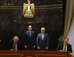 مدبولي يشهد توقيع عقد إنشاء مصنع إطارات باستثمارات مليار يورو باقتصادية قناة السويس
