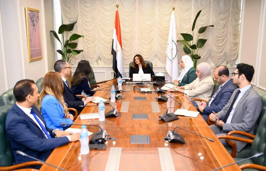 وزيرة الهجرة تبحث التعاون المشترك مع شركة ابدأ لتدريب وتأهيل الشباب لسوق العمل