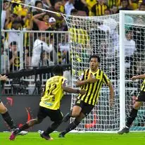 رومارينيو يقود هجوم اتحاد جدة لمواجهة الفتح بالدوري السعودي