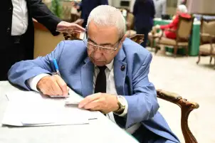 مجلس النواب يواصل استقبال الاعضاء للتوقيع على نماذج تزكية المترشحين للانتخابات الرئاسية