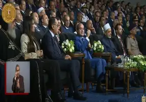 الرئيس السيسي: القلة والعوز مش مشكلة.. المشكلة إنك تقبله