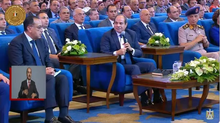 الرئيس السيسي: كل فكرة نفذتها الدولة حرصت على أن تُشعر المواطن بالعزة