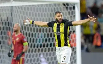 بنزيما يعود لتدريبات اتحاد جدة بعد تعافيه من الإصابة