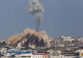 مقتل أحد عناصر حزب الله في قصف إسرائيلي على جنوب لبنان