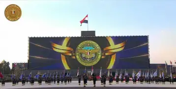 بدء فعاليات حفل تخرج طلبة الكليات والمعاهد العسكرية بعزف النشيد الوطني