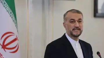 وزير خارجية إيران يدعو لوقف جرائم الحرب الإسرائيلية ضد الفلسطينيين