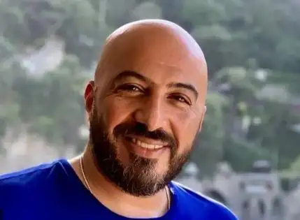 مجدي الهواري يحتفل بزفافه بحضور أبنائه