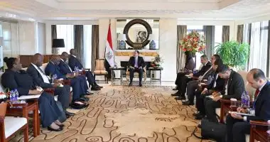 رئيس الوزراء يلتقي رئيس البنك الإفريقي للتصدير والاستيراد أفريكسيم بنك