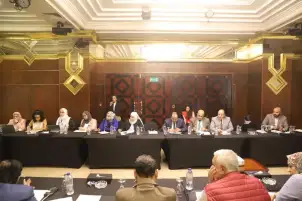وزير العمل ومدير العمل الدولية يترأسان الاجتماع الثلاثي لقطاع الملابس الجاهزة والمنسوجات