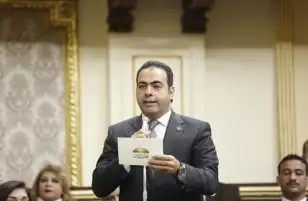 رئيس شباب النواب : السيسي وجه رسالة للعالم بعدم  التفريط في اراضينا ..وكلنا خلفه صفا واحدا