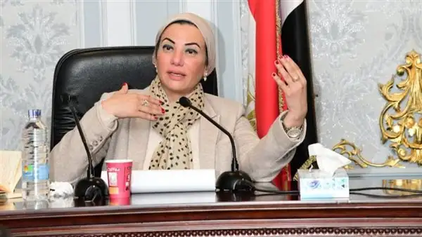 وزيرة البيئة تدعو لوضع خارطة لإدارة تأثيرات تغير المناخ والتخفيف منها