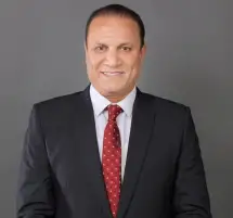 النائب زكي عباس: كلمة السيسي بقمة القاهرة للسلام حملت رسائل هامة للعالم أبرزها حل الدولتين ورفض التهجير القسري للفلسطينيين