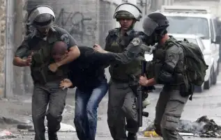 الاحتلال يعتقل 120 فلسطينيا من الضفة بينهم 40 عاملا من غزة