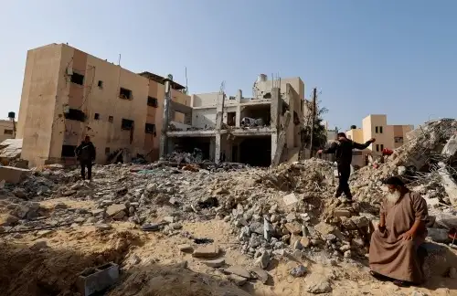 وزيرا خارجية السعودية والدنمارك يبحثان خطورة استمرار التصعيد العسكري في غزة