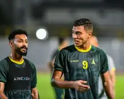 حسن مصطفى: بقاء شريف كان أفضل للأهلي من ضم موديست