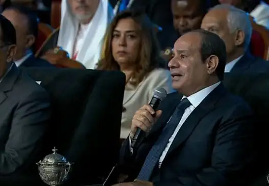 الرئيس السيسي: الدولة مستعدة لدعم المصانع في تصنيع السرنجات ذاتية التدمير
