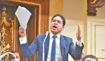 النائب ضياء داود يرفض قرضا جديدا.. ورئيس دفاع النواب: فائدته ميسرة