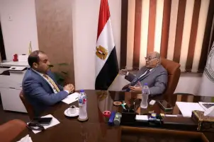 الدكتور محمد عبدالمجيد رئيس لجنة المبيدات والآفات الزراعية بوزارة الزراعة لـ «جرنال»:

توجيهات القيادة السياسية بضرورة توطين صناعة المبيدات وترشيد الاستهلاك للحفاظ على صحة المواطنين وزيادة الصادرات