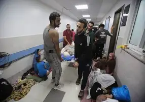 الصحة الفلسطينية تحذّر من كارثة في مستشفيات غزة لعدم توفر الإمكانيات ونقص الوقود