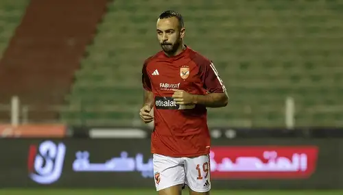 الأهلي يعاقب أفشة بغرامة مالية