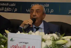 نقيب المهندسين يخاطب شركات الاتصالات المصرية لتقوية خدماتها وفتح التجوال على الحدود مع غزة