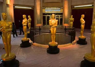 النجوم والأفلام الأقرب للتتويج بأوسكار 96