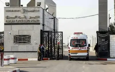 استقبال 6 مصابين ومرضى سرطان فلسطينيين في معبر رفح