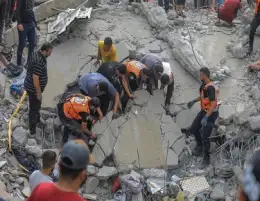 وزير الاتصالات الفلسطيني: كميات الوقود المتوفرة بغزة تكفي عمل محطات الاتصالات حتى الخميس المقبل فقط