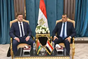 وزيرا الإنتاج الحربي والتجارة البيلاروسي يبحثان سبل تعزيز التعاون المشترك