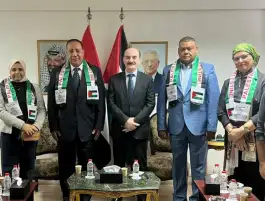 وفد نقابة الصحفيين يزور القنصلية الفلسطينية بالإسكندرية تضامنا مع أهالي غزة