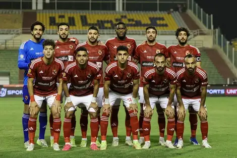رباعي الأهلي يتنافس على جائزة أفضل لاعب داخل إفريقيا