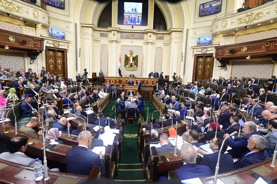 بدء الجلسة العامة لمجلس النواب لمناقشة مشروع قانون التصالح في مخالفات البناء