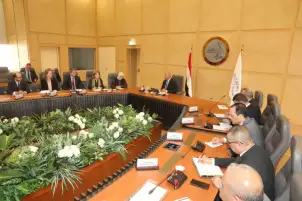 وزير النقل يبحث مع نائب رئيس بنك الاستثمار الأوروبي التعاون المستقبلي للمشروعات