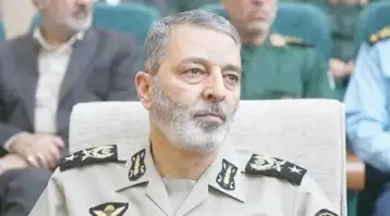 قائد الجيش الإيراني يوجه تحذيرا بشأن القوة العسكرية لبلاده
