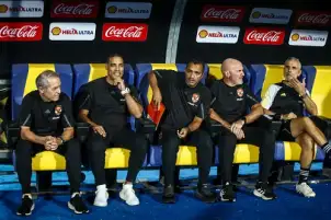 كولر يحدد موعد انضمام الدوليين لتدريبات الأهلي