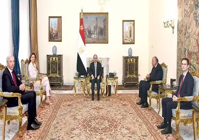 السيسي يؤكد أهمية تحرك المجتمع الدولي بجدية للتوصل إلى تسوية شاملة للقضية الفلسطينية