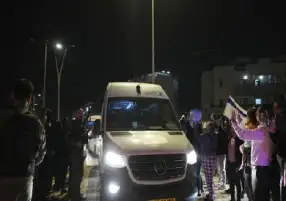 قيادي في حماس: جادون في الوصول إلى صفقة شاملة لتبادل الأسرى مع إسرائيل