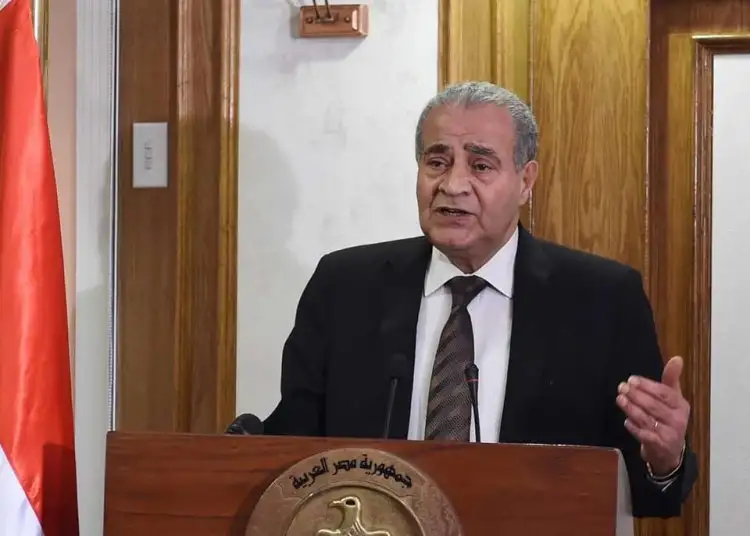وزير التموين: ننتظر استقرار الأوضاع الاقتصادية لتحويل الدعم السلعي إلى نقدي
