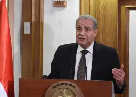 وزير التموين: ننتظر استقرار الأوضاع الاقتصادية لتحويل الدعم السلعي إلى نقدي