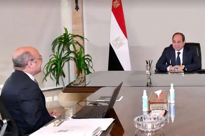 الرئيس السيسي يطلع على جهود تطوير منظومة الشهر العقاري